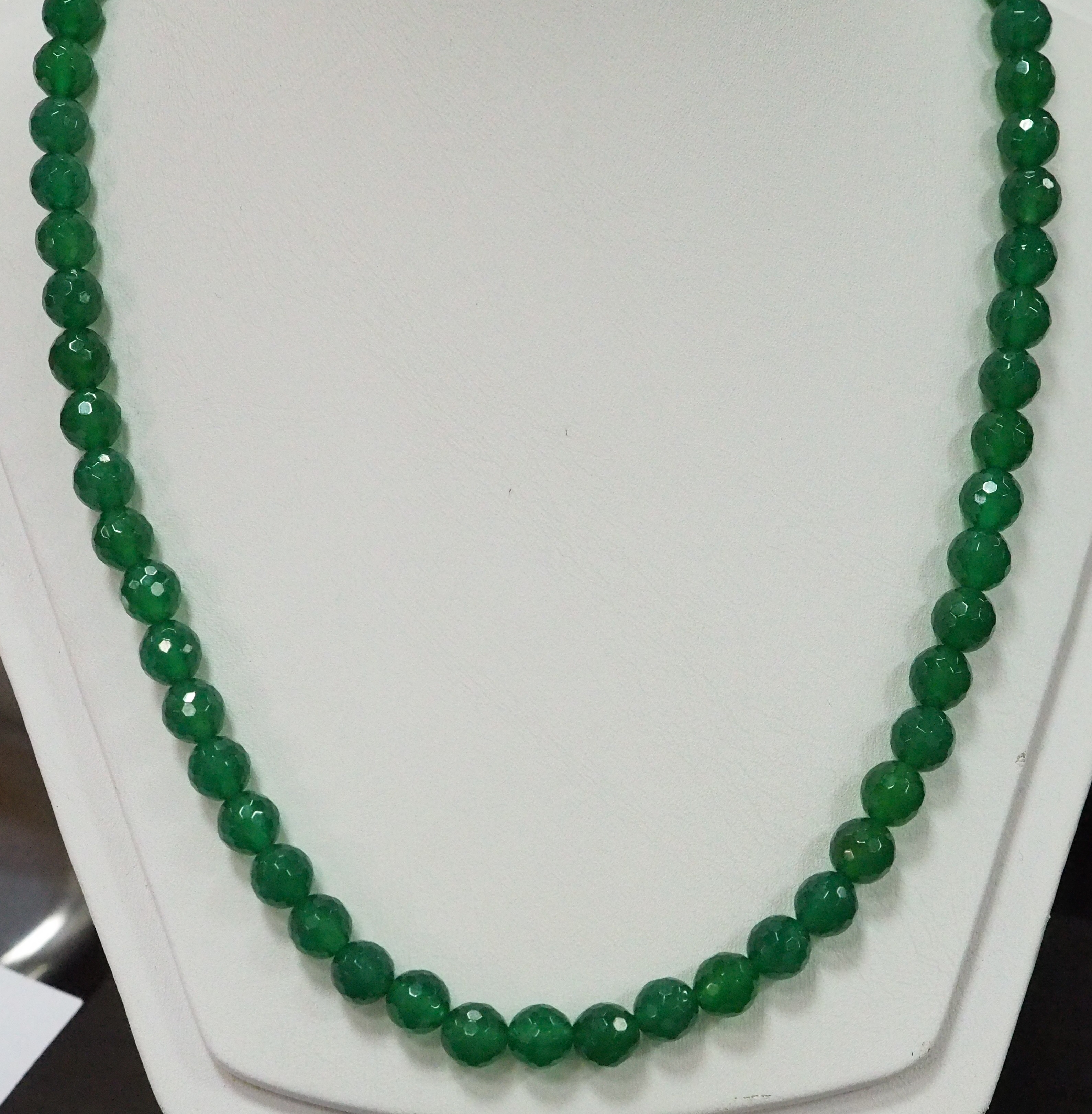 Бусы из агата